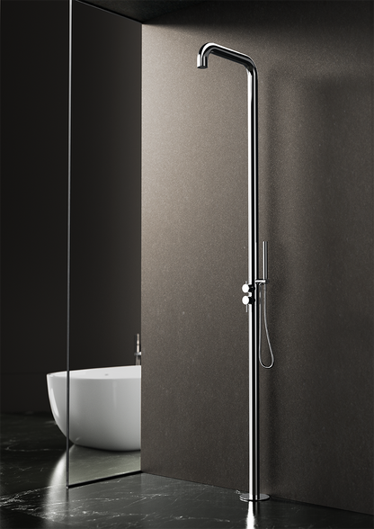 In / Outdoor shower column